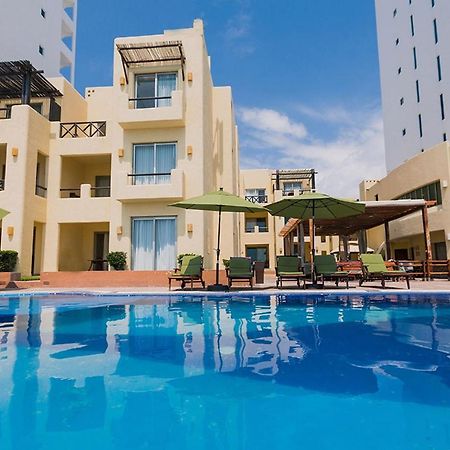 Zafiro Beach Boutique Resort Mazatlán Exterior foto