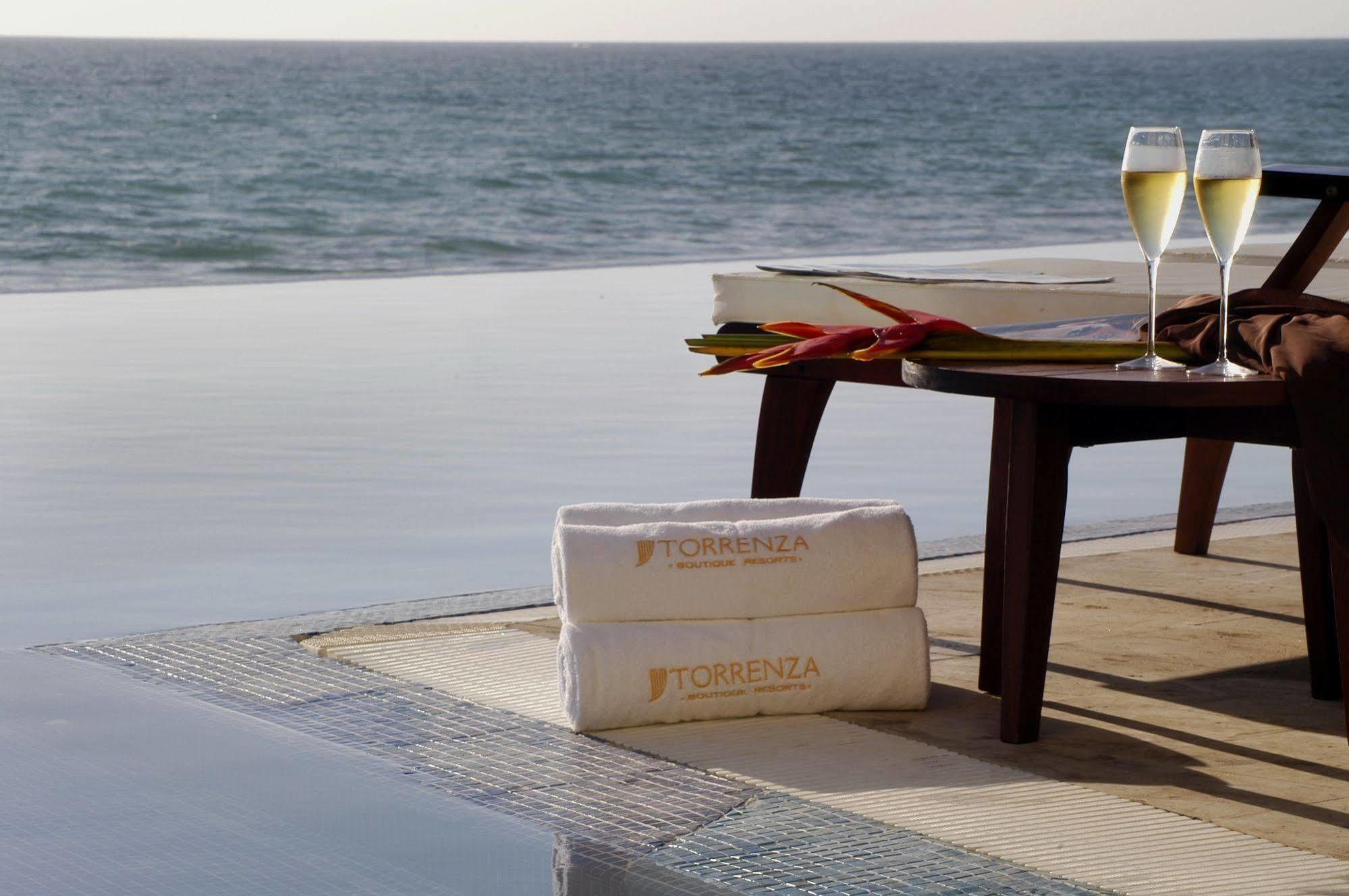 Zafiro Beach Boutique Resort Mazatlán Exterior foto